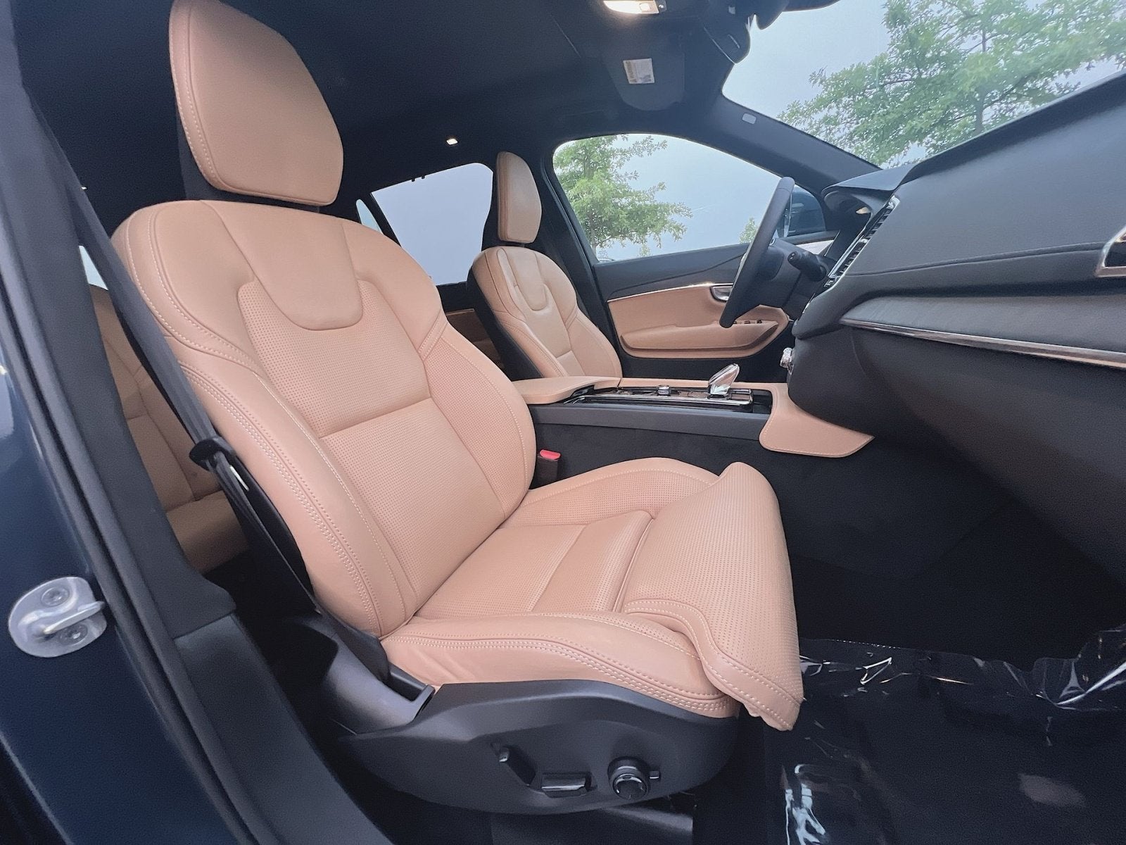 2024 Volvo XC90 Recharge Plug-In Hybrid Ultimate