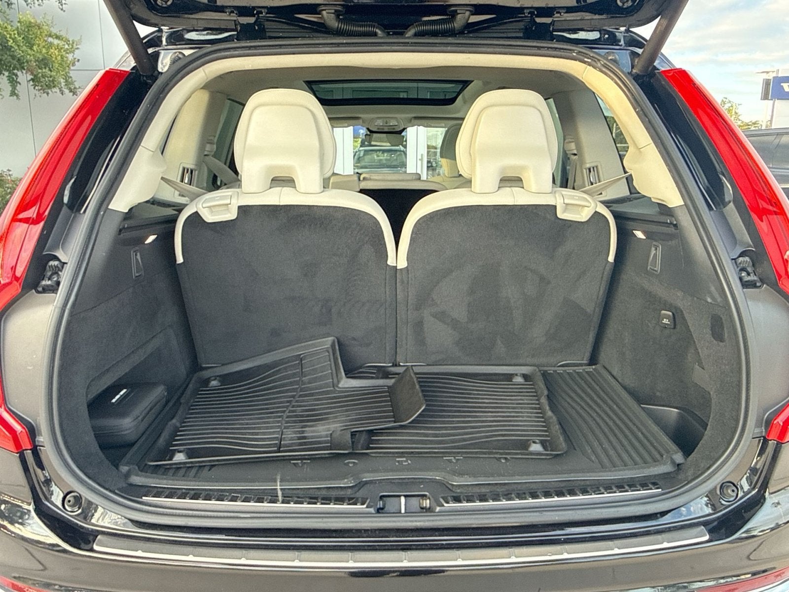 2023 Volvo XC90 Recharge Plug-In Hybrid T8 Plus Bright Theme 7 Passenger