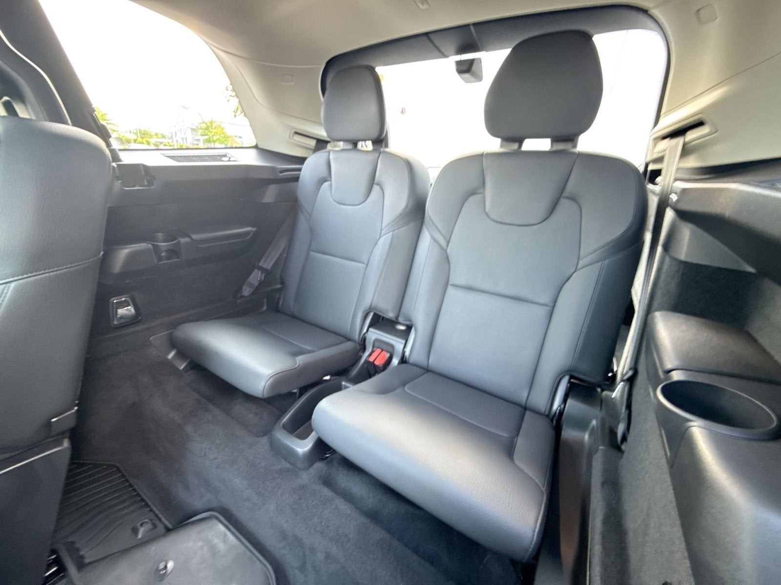 2024 Volvo XC90 Recharge Plug-In Hybrid T8 Plus 6 Passenger