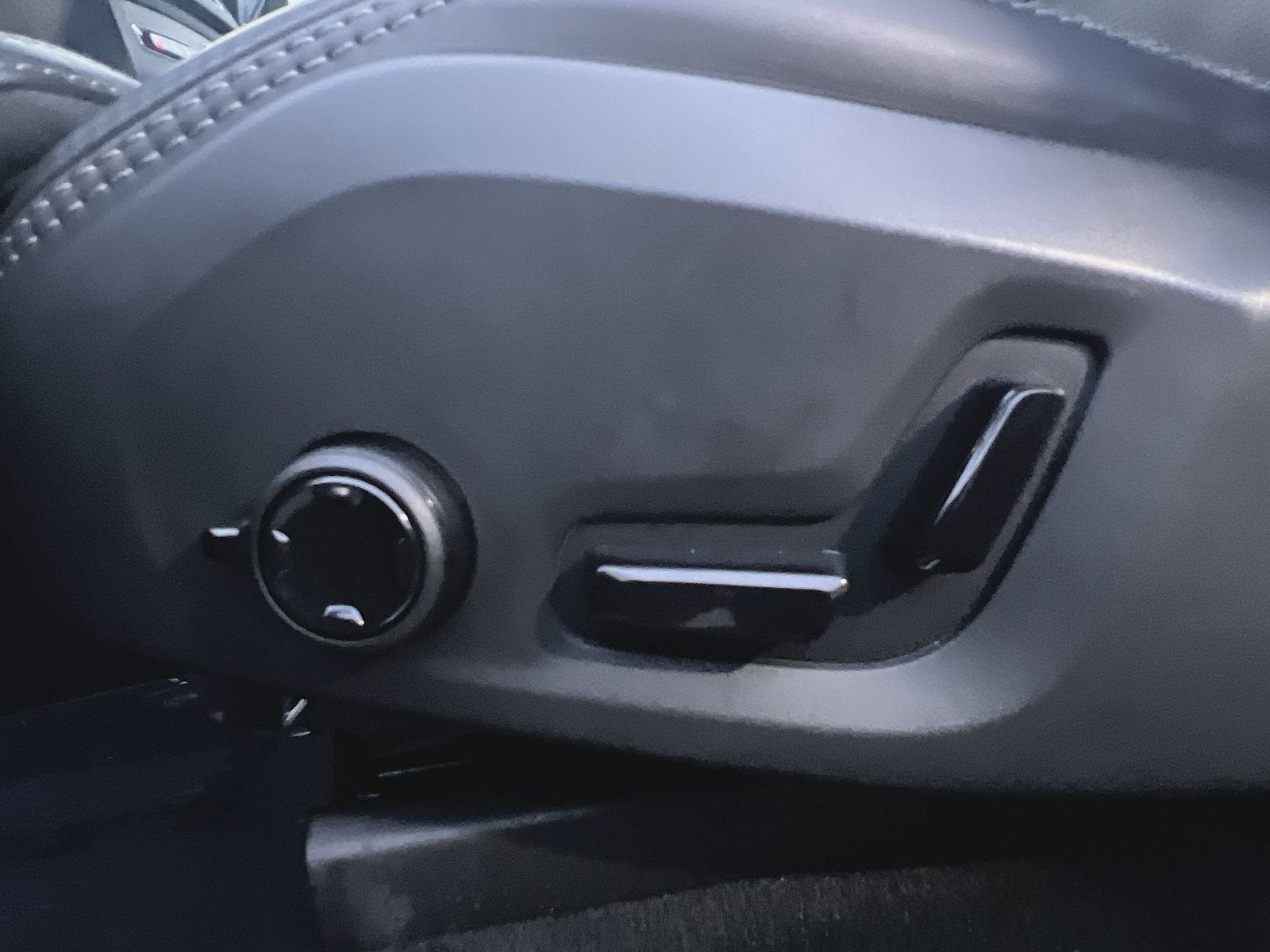 2024 Volvo XC90 Recharge Plug-In Hybrid Ultimate