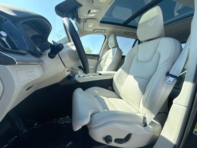 2025 Volvo XC90 Plug-In Hybrid T8 Ultra