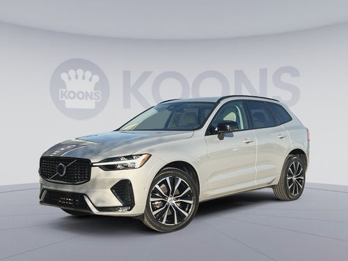 2023 Volvo XC60 B5 Plus Dark Theme
