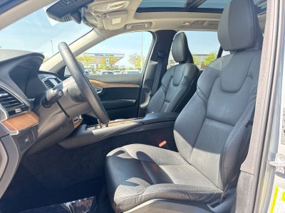 2024 Volvo XC90 B5 Plus