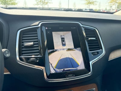 2024 Volvo XC90 B5 Plus