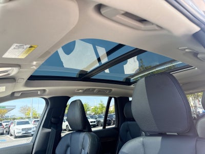 2024 Volvo XC90 B5 Plus