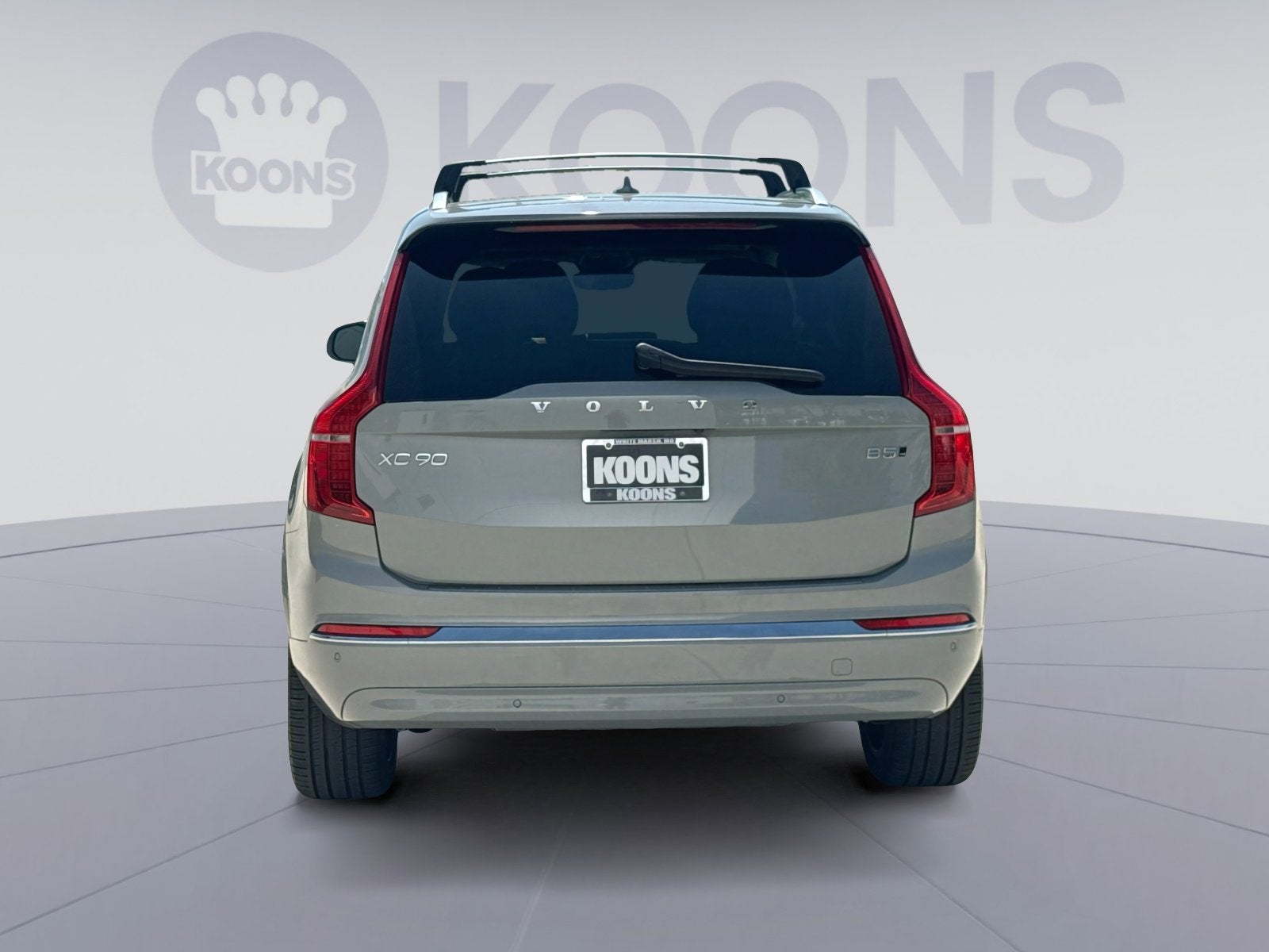 2024 Volvo XC90 B5 Plus