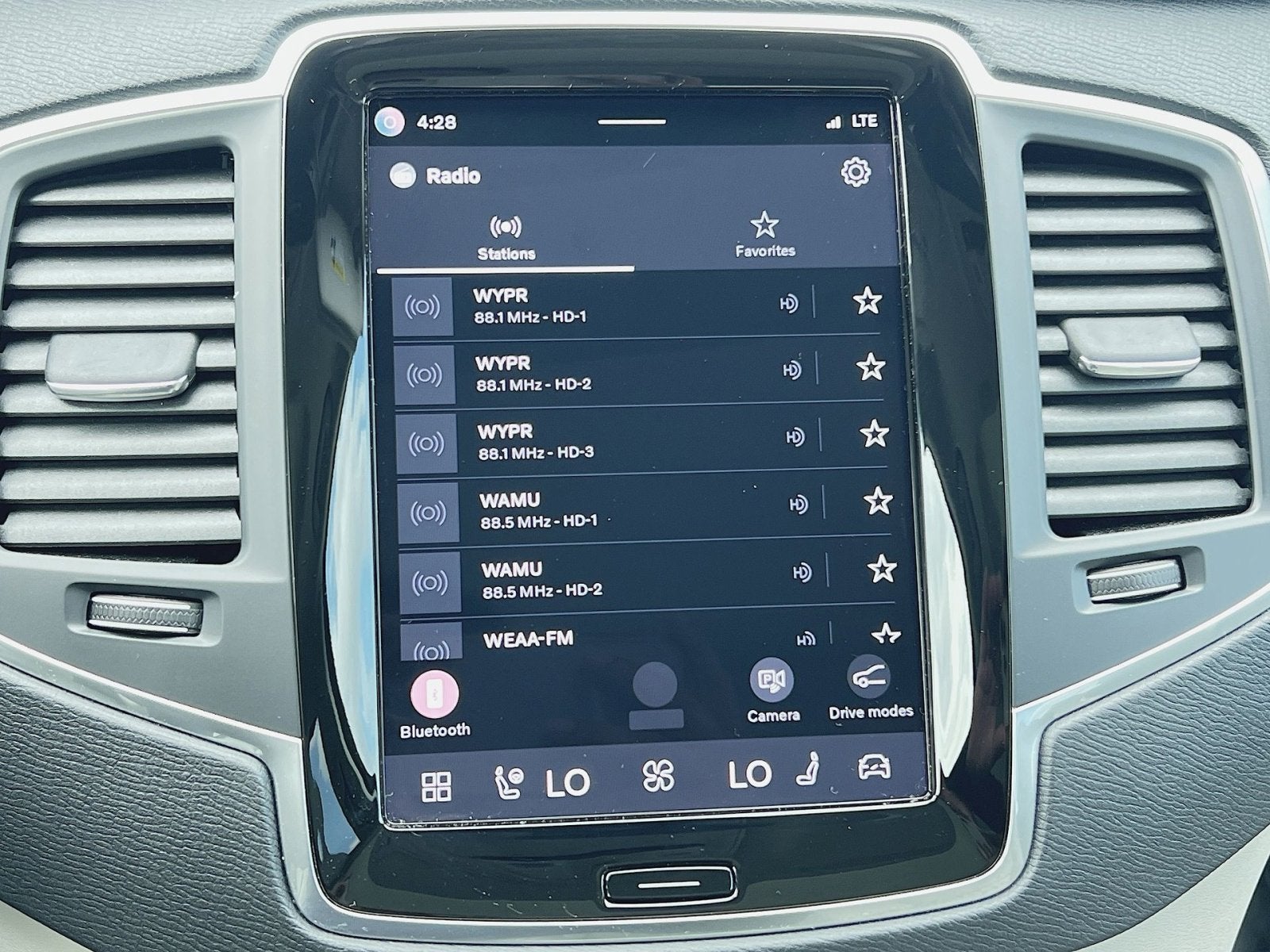 2024 Volvo XC90 B5 Core