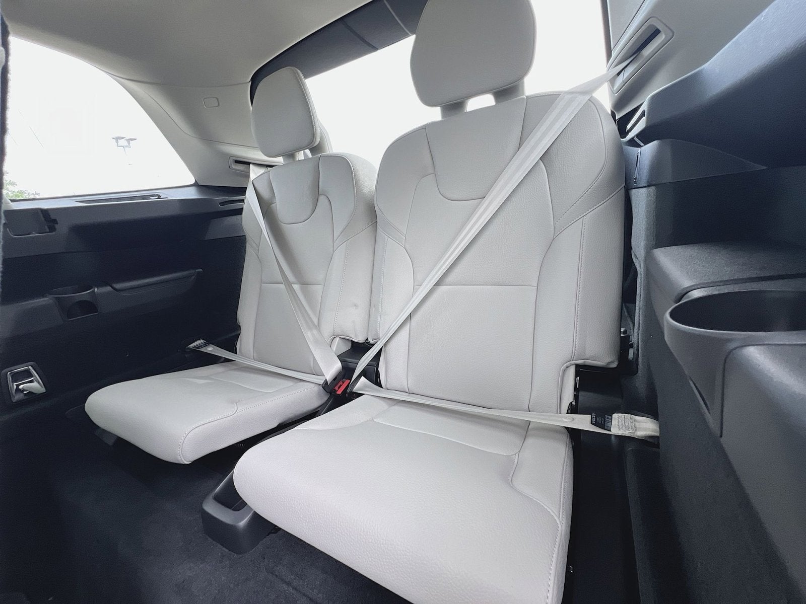 2024 Volvo XC90 B5 Core