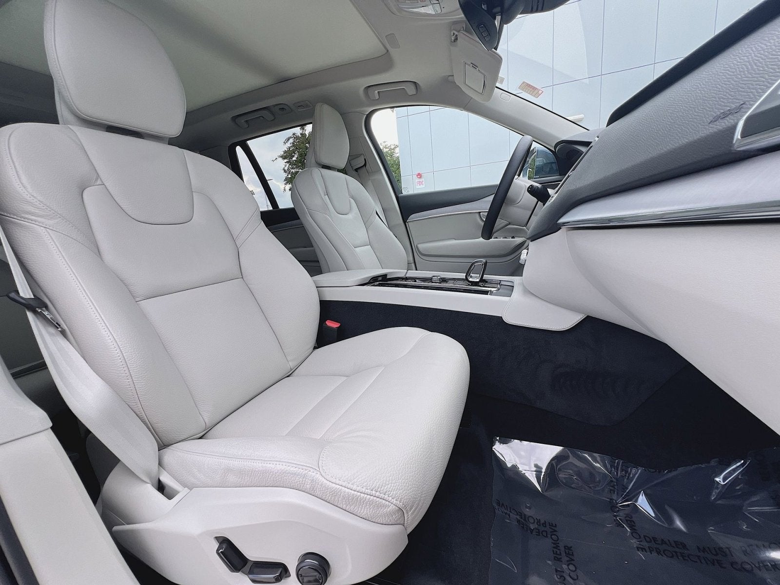 2024 Volvo XC90 B5 Core