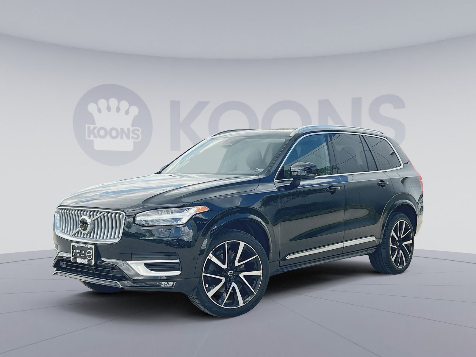 2023 Volvo XC90 B5 Plus