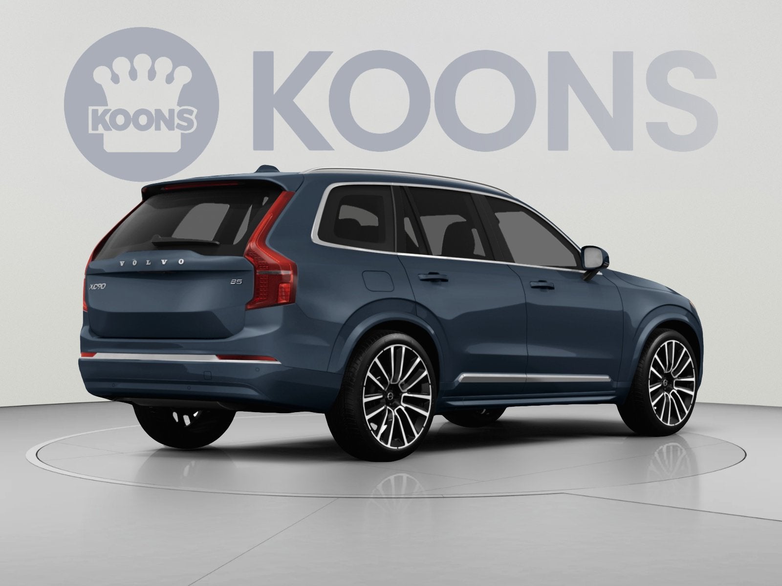 2023 Volvo XC90 B5 Plus