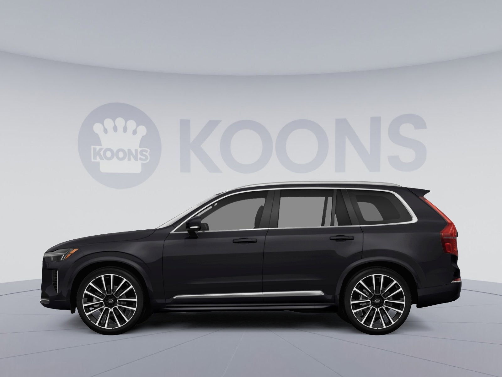 2023 Volvo XC90 B5 Plus