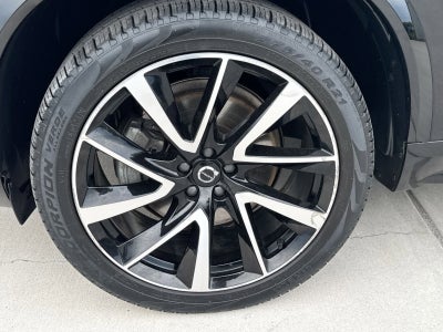 2023 Volvo XC90 B5 Plus