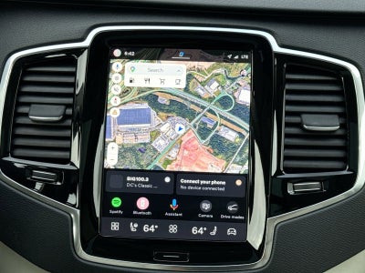 2023 Volvo XC90 B5 Plus