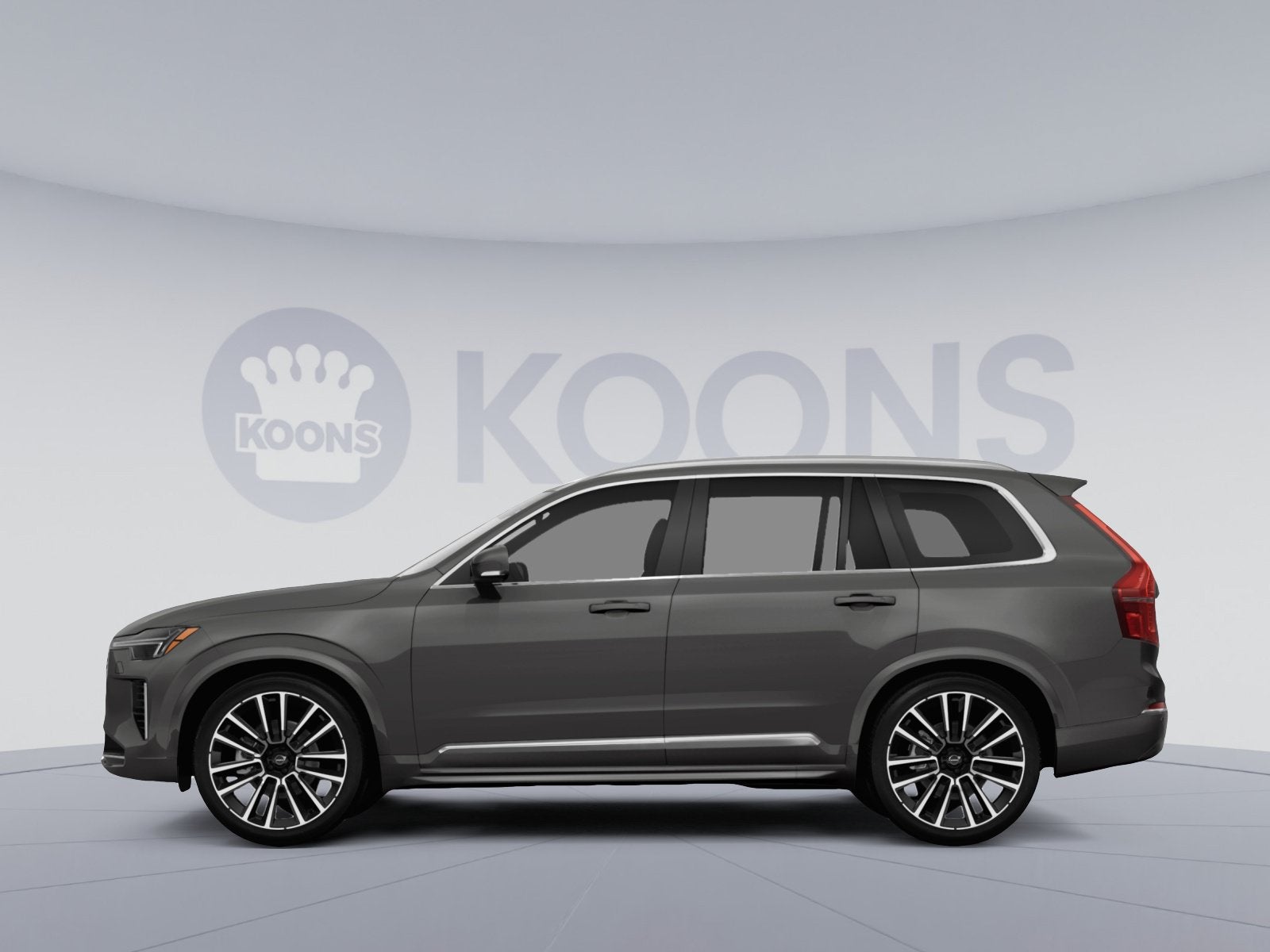 2023 Volvo XC90 B5 Plus