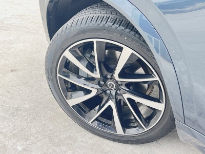 2023 Volvo XC90 B5 Plus