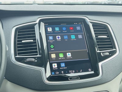 2023 Volvo XC90 B5 Plus