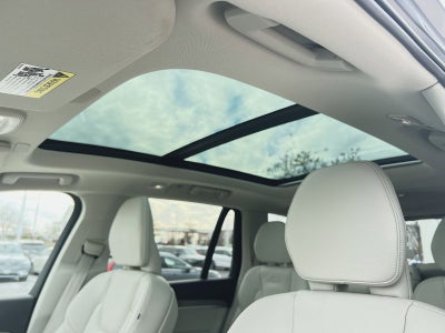 2023 Volvo XC90 B5 Plus