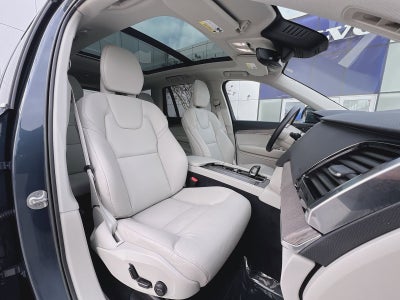 2023 Volvo XC90 B5 Plus