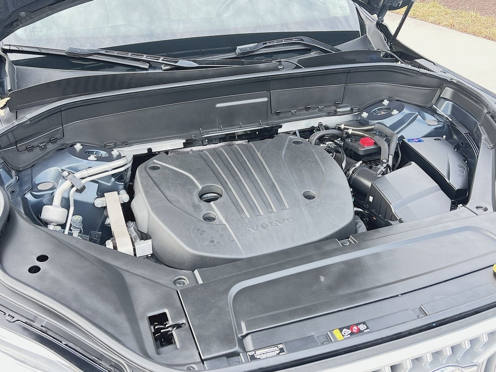 2023 Volvo XC90 B5 Plus