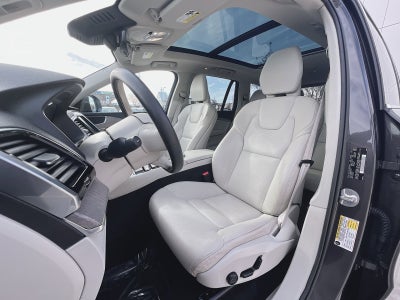2023 Volvo XC90 B5 Plus