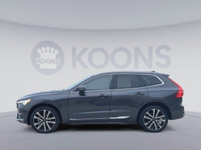 2023 Volvo XC60 B5 Ultimate Bright Theme