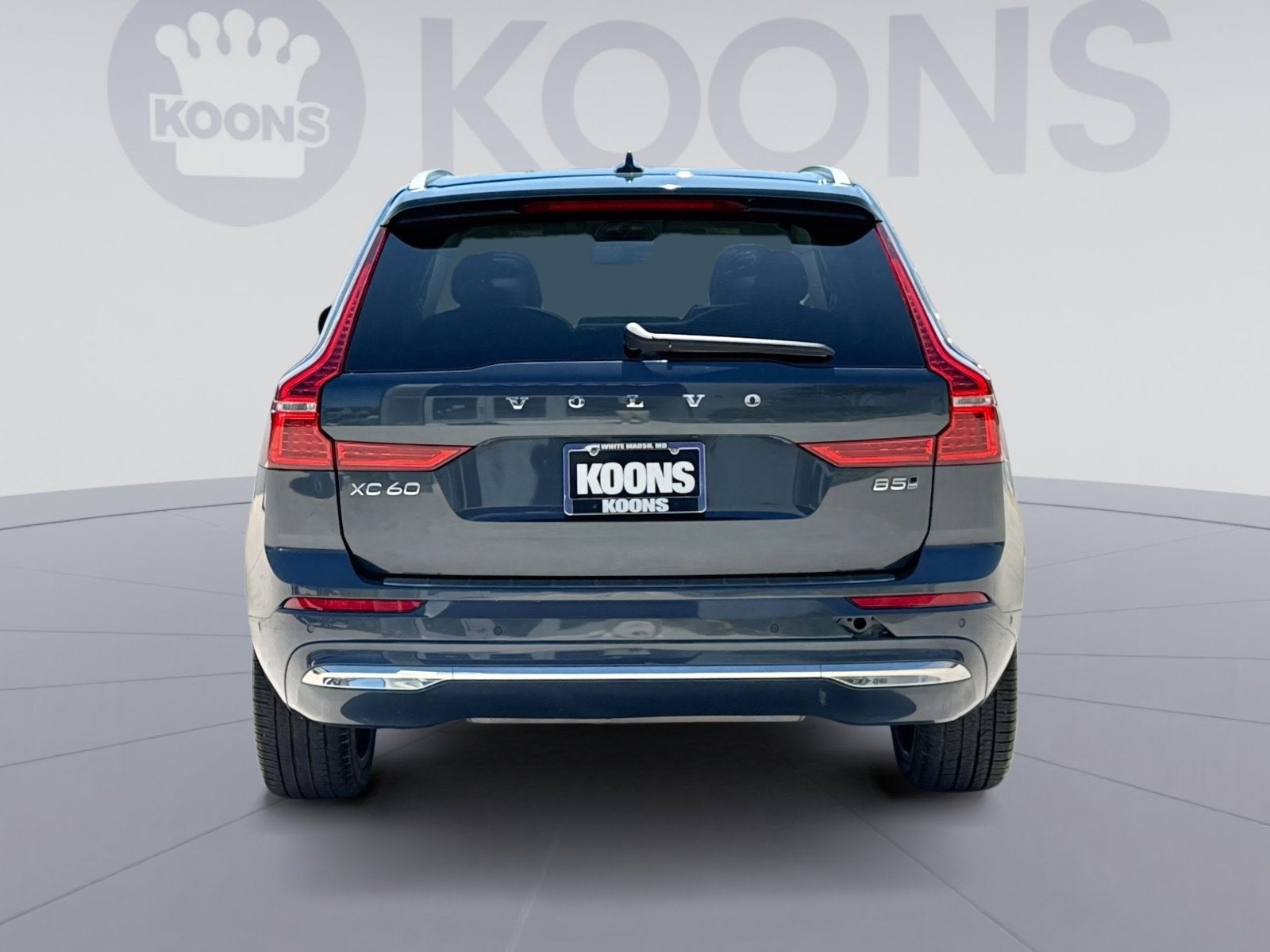 2023 Volvo XC60 B5 Ultimate Bright Theme