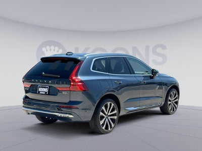 2023 Volvo XC60 B5 Ultimate Bright Theme