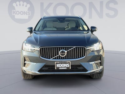 2023 Volvo XC60 B5 Ultimate Bright Theme