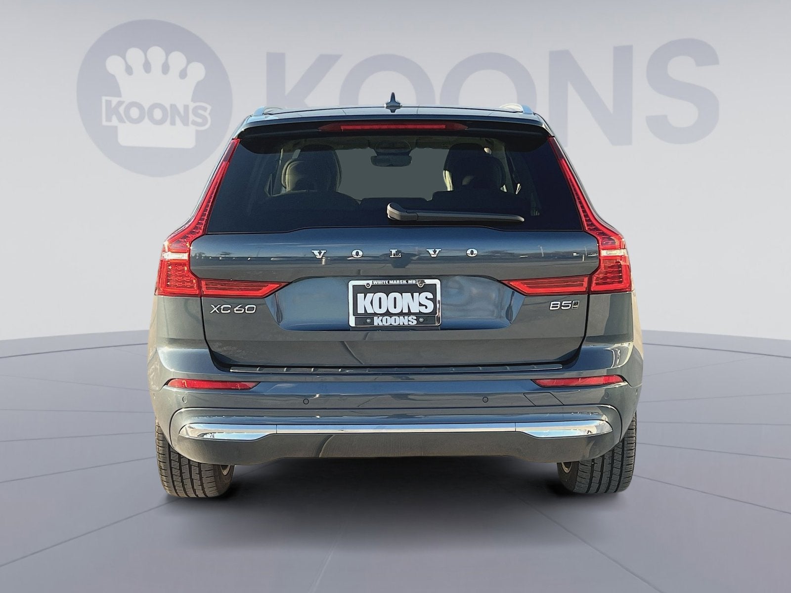 2023 Volvo XC60 B5 Ultimate Bright Theme