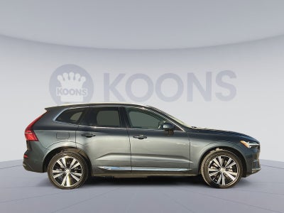 2023 Volvo XC60 B5 Ultimate Bright Theme
