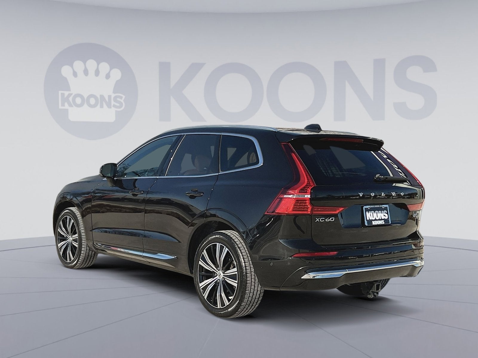 2023 Volvo XC60 B5 Ultimate Bright Theme