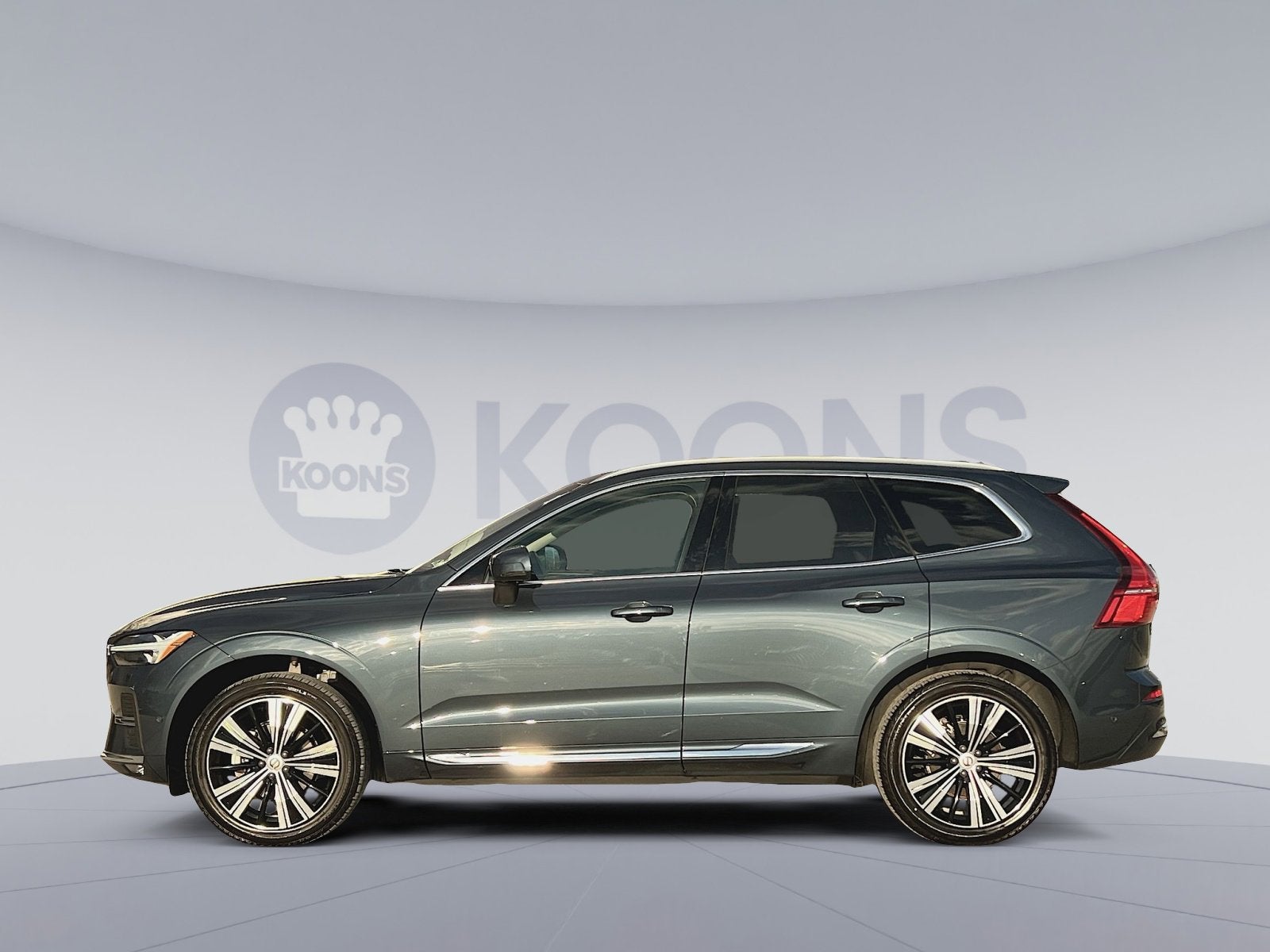 2023 Volvo XC60 B5 Ultimate Bright Theme