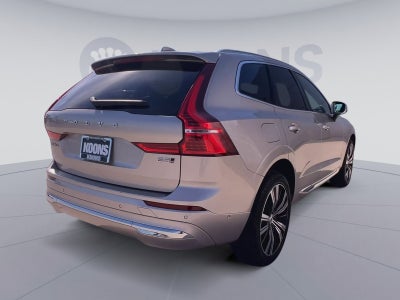 2023 Volvo XC60 B5 Ultimate Bright Theme