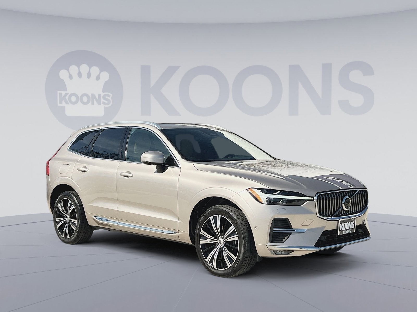 2023 Volvo XC60 B5 Ultimate Bright Theme