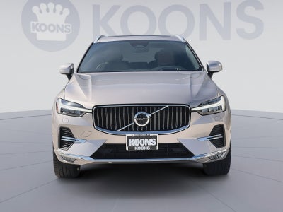 2023 Volvo XC60 B5 Ultimate Bright Theme