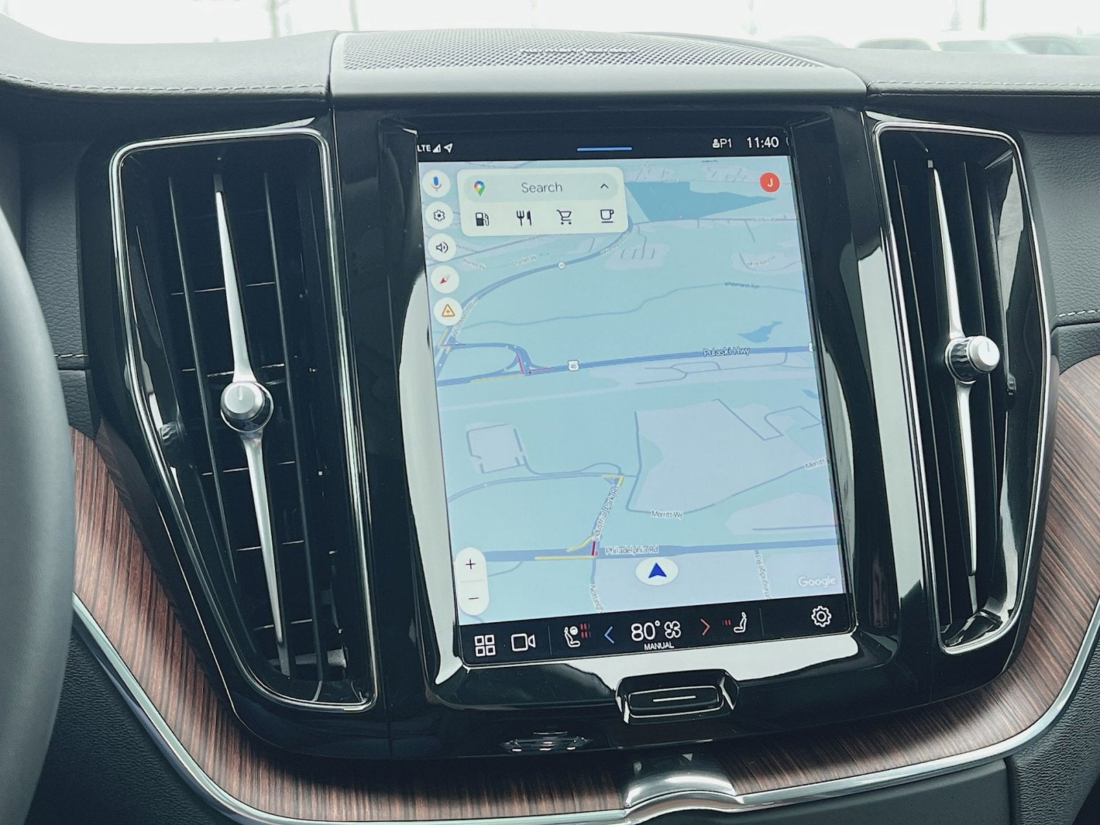 2023 Volvo XC60 B5 Ultimate Bright Theme