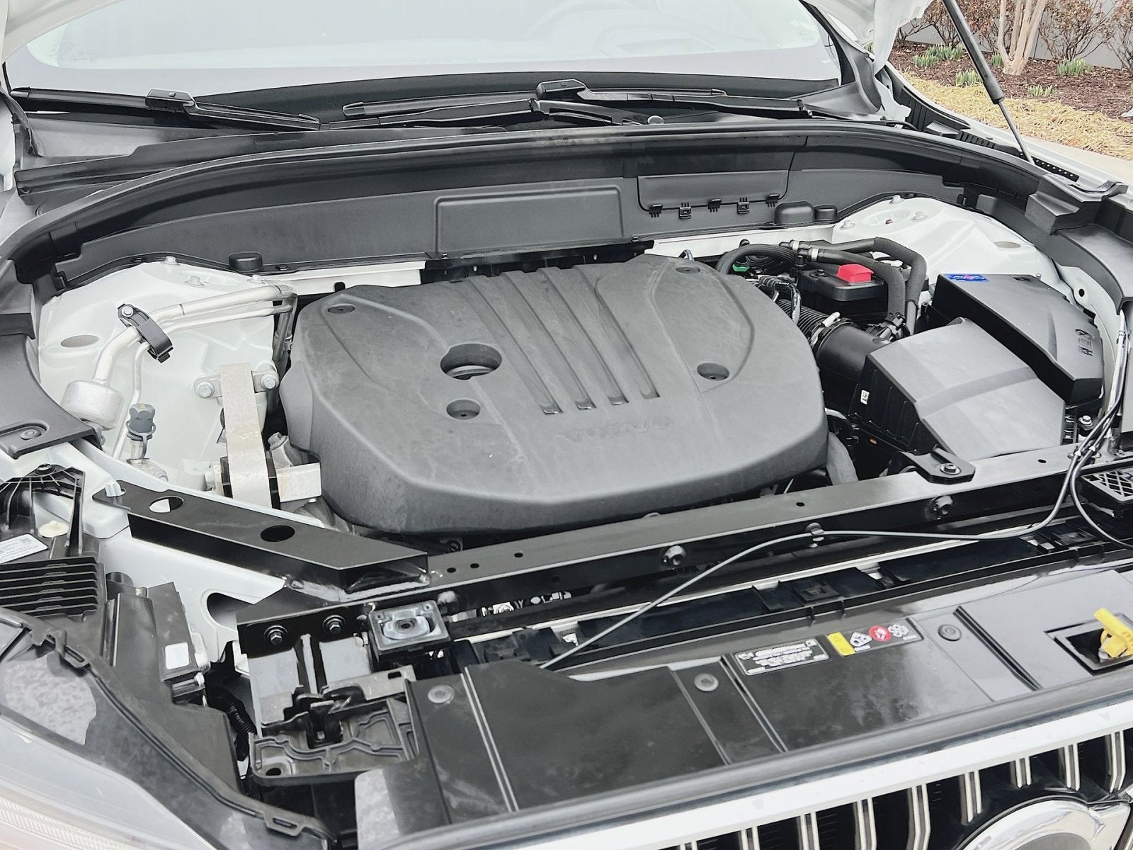 2023 Volvo XC60 B5 Ultimate Bright Theme