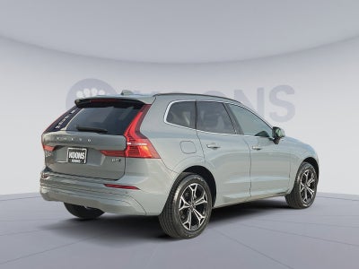 2022 Volvo XC60 B5 Momentum