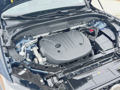 2023 Volvo XC60 B5 Plus Dark Theme