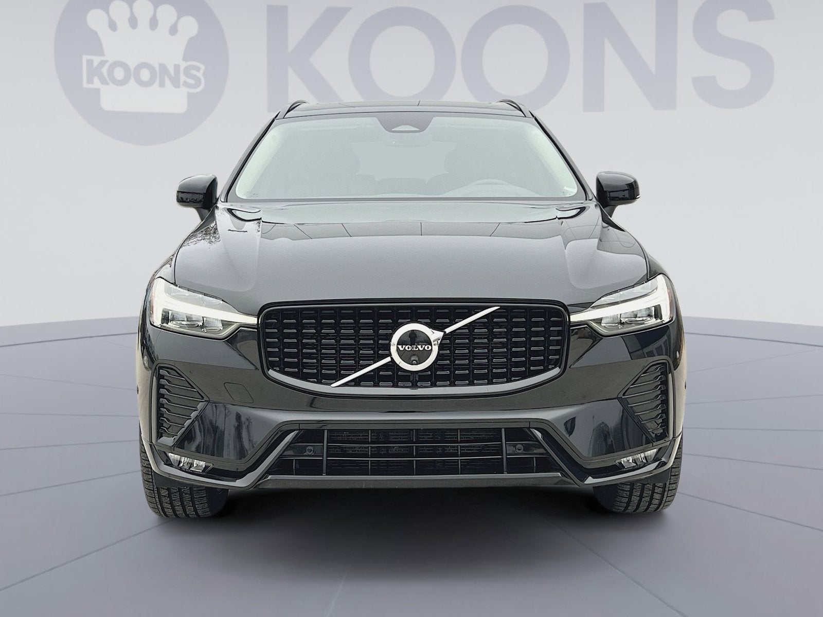 2024 Volvo XC60 B5 Plus Dark Theme