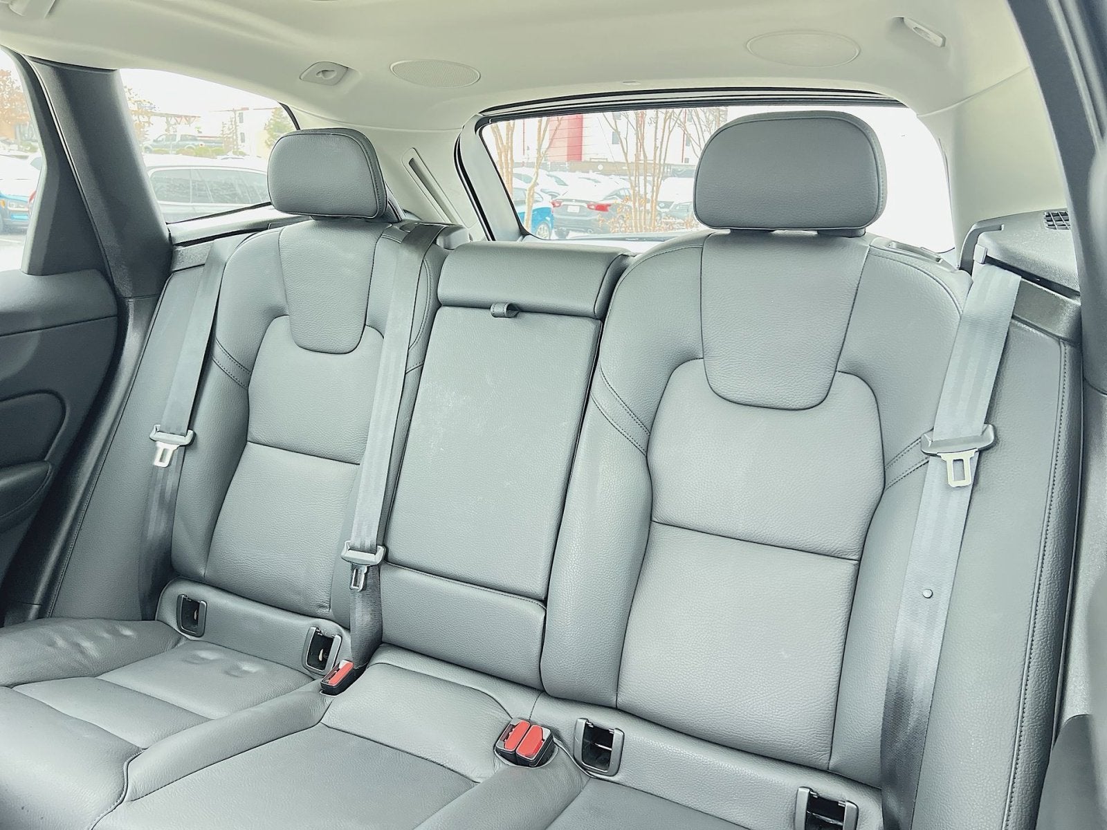 2024 Volvo XC60 B5 Plus Dark Theme