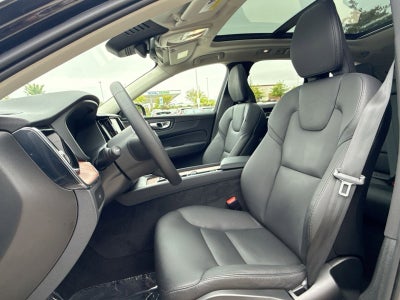 2024 Volvo XC60 B5 Plus Dark Theme