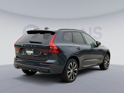 2024 Volvo XC60 B5 Plus Dark Theme