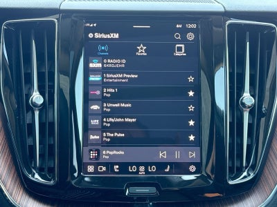 2024 Volvo XC60 B5 Plus Dark Theme