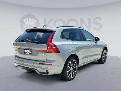 2024 Volvo XC60 B5 Plus Dark Theme