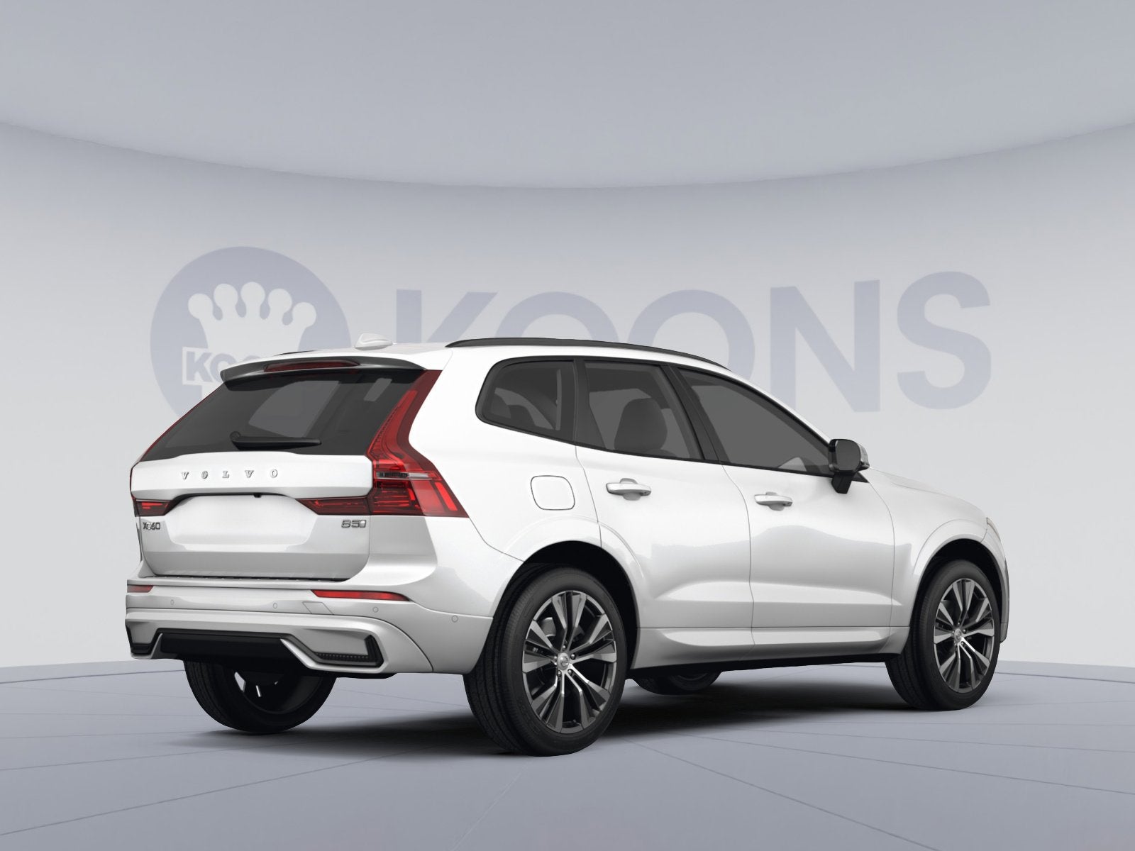 2023 Volvo XC60 B5 Ultimate Dark Theme