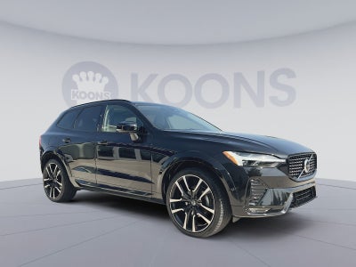2024 Volvo XC60 B5 Ultimate Dark Theme