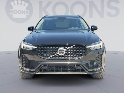 2024 Volvo XC60 B5 Ultimate Dark Theme