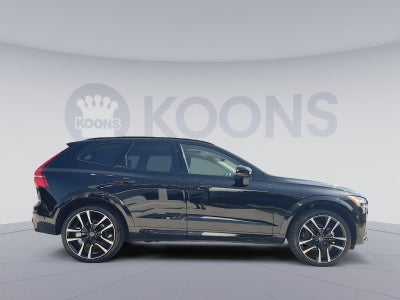 2024 Volvo XC60 B5 Ultimate Dark Theme